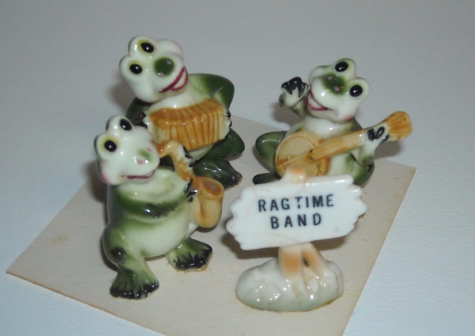 ragtime-frogs.jpg